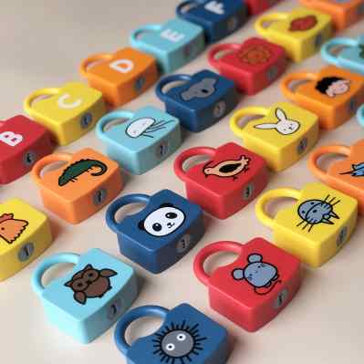 3456周岁儿童早教益智蒙氏教具数字字母配对钥匙开锁宝宝动手玩具