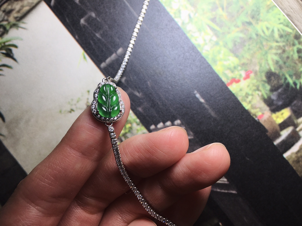 一朵时光珠宝 新款特价天然冰种满绿S925叶子手链『一叶知春』