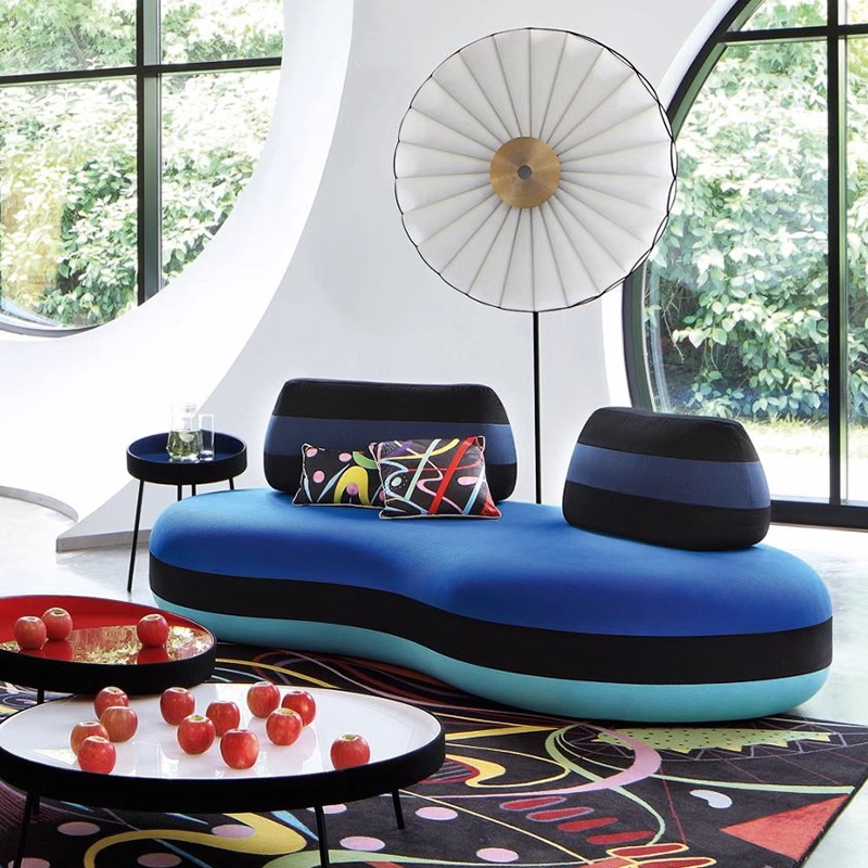北欧罗奇堡异形创意沙发现代简约设计师ins酒店服装店接待沙发