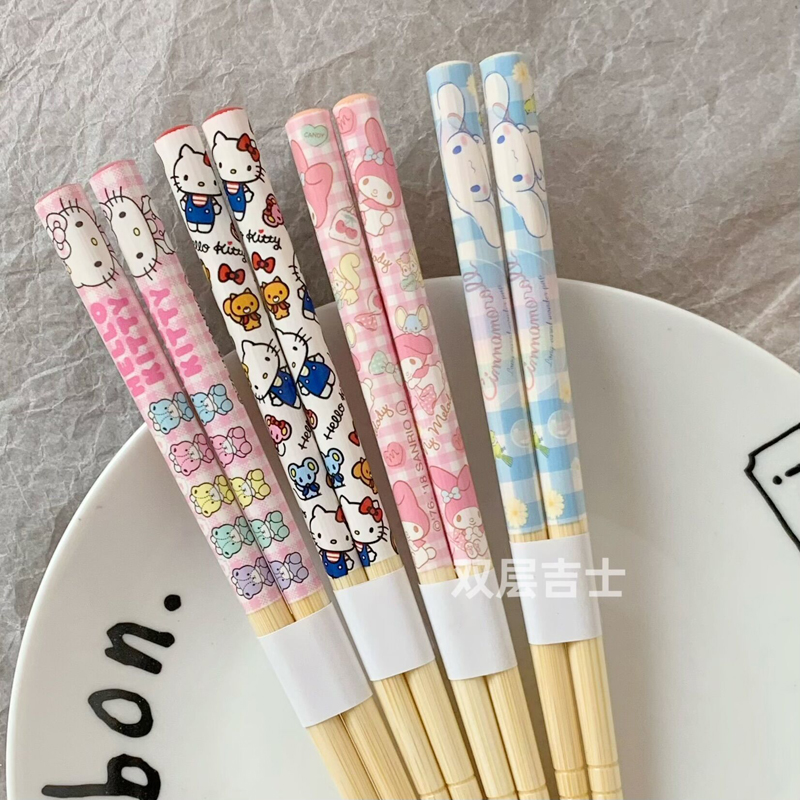 日本可爱三丽鸥少女儿童学生美乐蒂凯蒂猫防滑 家用竹木筷子 餐具