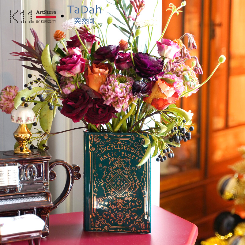 K11ArtStore TaDah突然间魔法书创意花瓶陶瓷烫金花器生日礼物